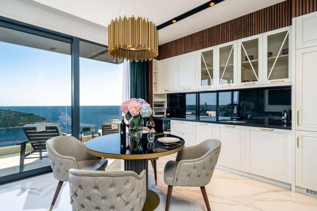 New&stunning Luxury 5* Miss Perfect Apartment